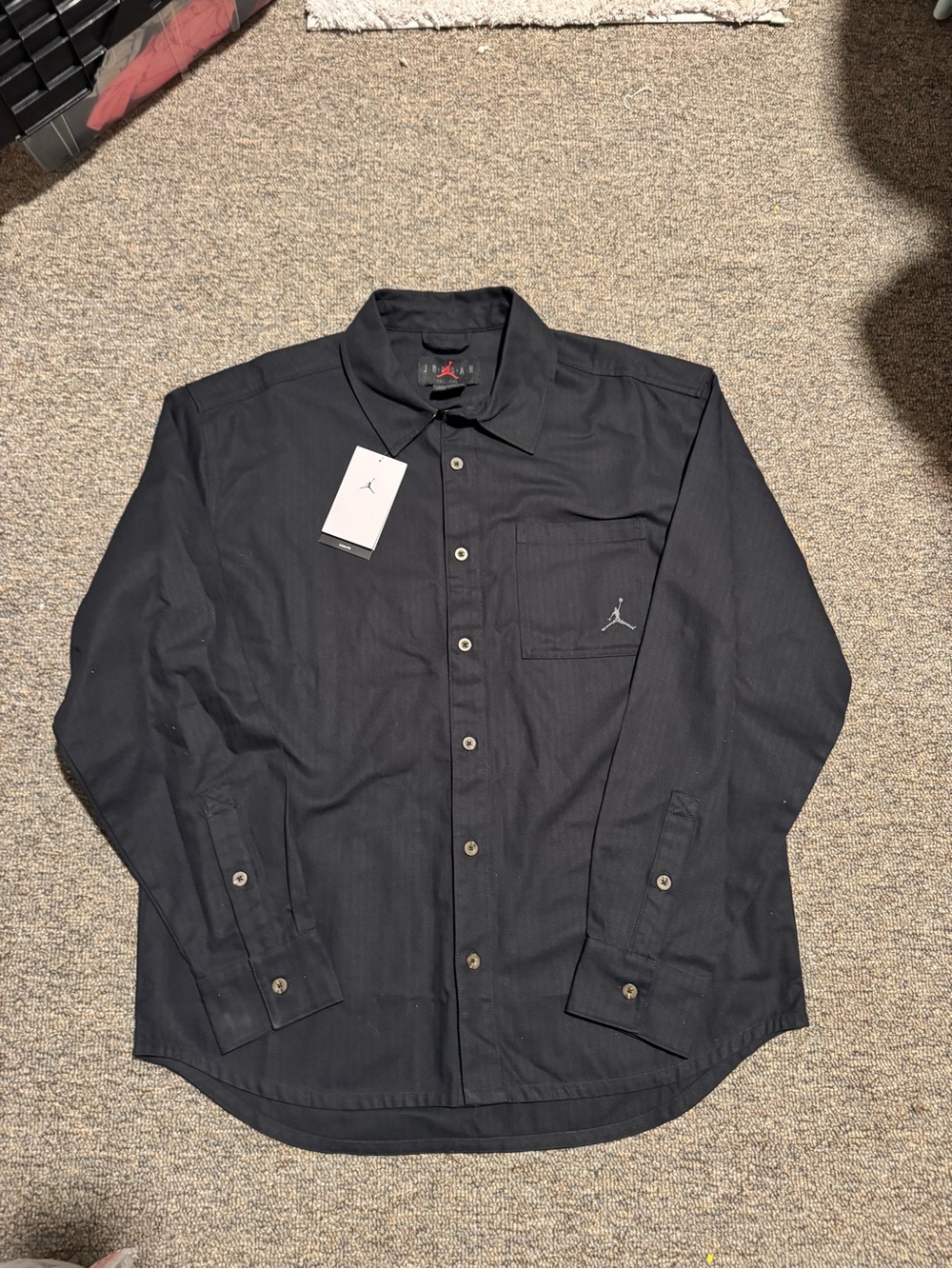 NWT Air Jordan Black Button-Up Shirt with Jumpman Logo Size Medium
